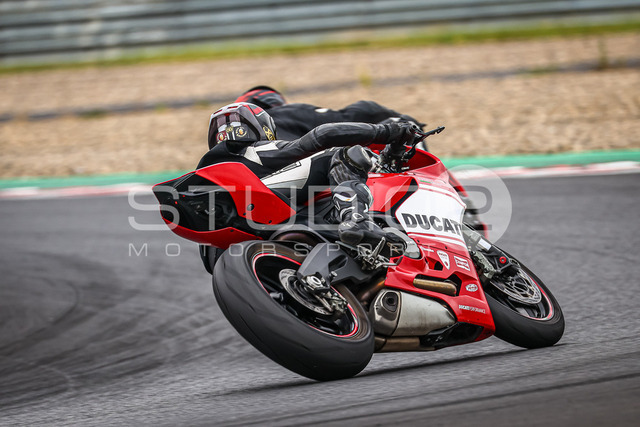 0899-260630MM-003_899 | Deine Full-Service-Agentur für ✔️Videoproduktionen und ✔️Motorsportfotografie Jetzt Angebot anfragen!