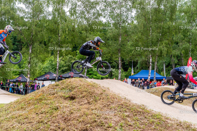 BayBMX2026-05117 | Fotogalerie von Thomas Dettweiler mit Eventbildern und lizenzfreien Fotos. Perfekt als Wandbild, für Büro, Website oder private Nutzung. - Realisiert mit Pictrs.com