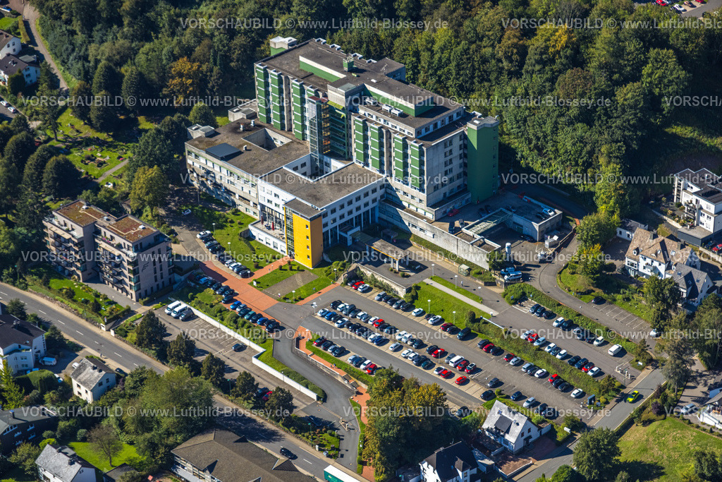 Attendorn230908912 | Luftbild, Helios Klinik, Attendorn, Sauerland, Nordrhein-Westfalen, Deutschland