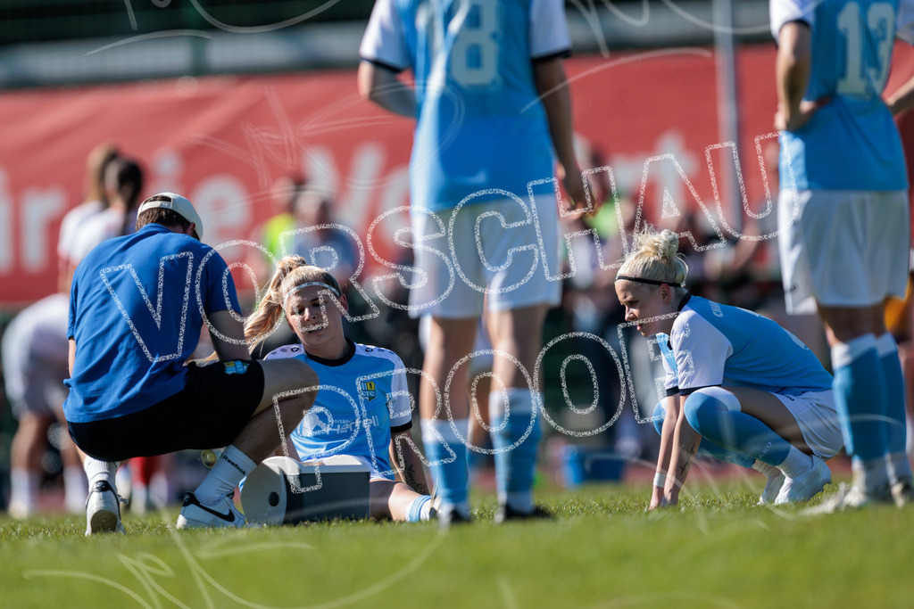 Gipfeltreffen der Frauen: Finale um den Sachsenlotto Landespokal 2026 | Am 1. Mai 2026 trafen im Endspiel des Sachsenlotto Landespokals die Frauen des Chemnitzer FC und die zweite Mannschaft von RasenBallsport Leipzig aufeinander. Vor stimmungsvoller Kulisse kämpften beide Teams ab 15:00 Uhr um die begehrte Trophäe des sächsischen Fußballs. Diese Galerie zeigt die Highlights, packende Zweikämpfe und die emotionalsten Momente des Finaltags. - Realisiert mit Pictrs.com
