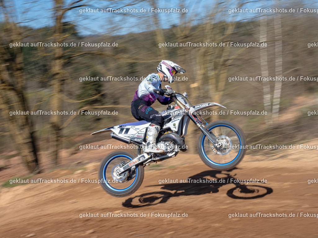 Schweyen040525-8 | Trackshots.de / Fokuspfalz.de - Realisiert mit Pictrs.com