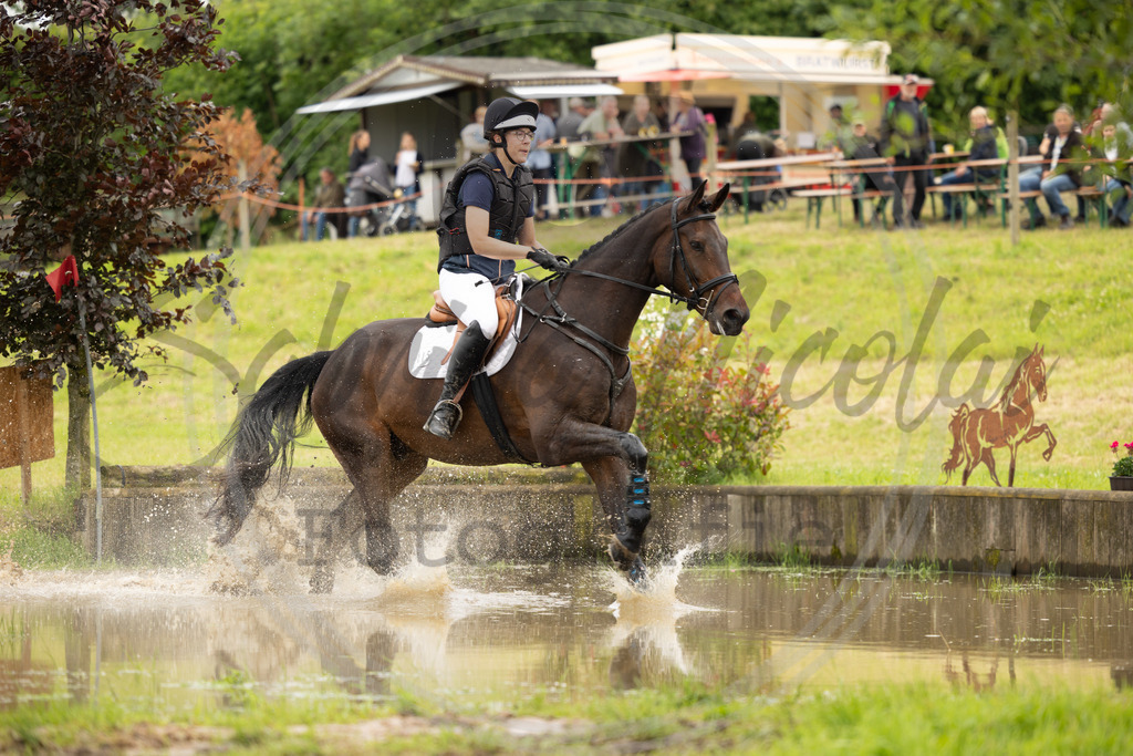 994A2309 | sabrinanicolaifotografie - Realisiert mit Pictrs.com