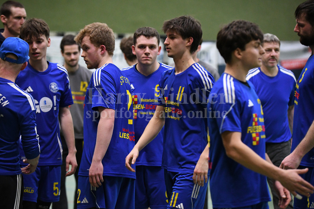 SSG Metten :  TG Landshut II  | traurige Gesichter bei der SSG Metten - Realisiert mit Pictrs.com