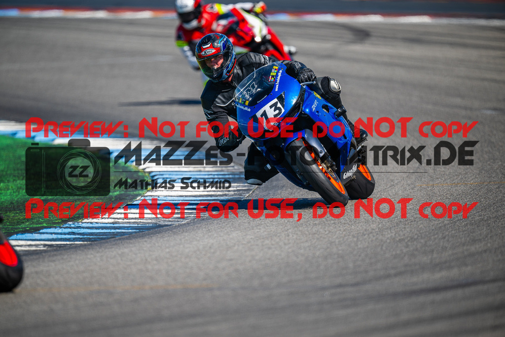 MaZZes_FotoMatrix_240520_6007705_7469 | GELB