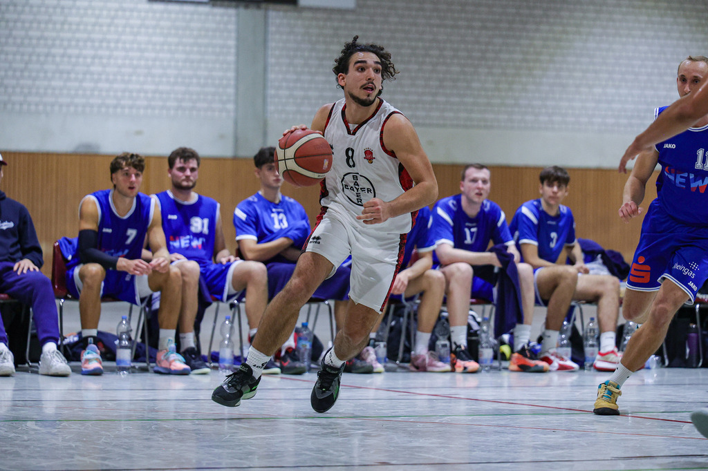 Regio BAYER GIANTS vs NEW Elephants Grevenbroich-99 | Fotos von Basketballspielen aus dem Raum NRW fotografiert von Gero Mueller-Laschet und Daniel Schaefer - Realisiert mit Pictrs.com