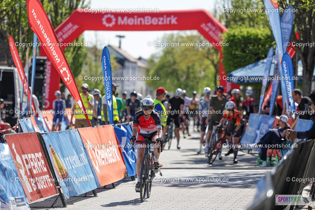 VJ__5243 | Neusiedlersee Radmarathon 2026@sportshot_your_pictrs #yourpictures#roadtowm2029 #nrm #neusiedlerseeradmarathon #neusiedlersee #neusiedlerseetourismus #burgenland #mörbisch #nrm26 #burgenlandtourismus #voglundco #poweredbyburgenlandtourismus #radsport #rad #marathon #ucigranfondo #visitburgenland #ucigranfondoworldseries