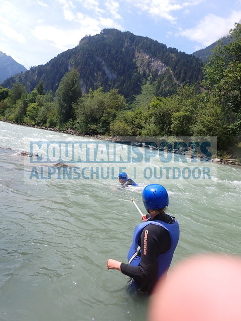 P7140043 | Bestelle die Bilder deines Berg- oder Wasser-Abenteuers mit Mountain Sports bequem von zu Hause aus direkt über unseren Online Fotoshop von pictrs.com. - Realisiert mit Pictrs.com