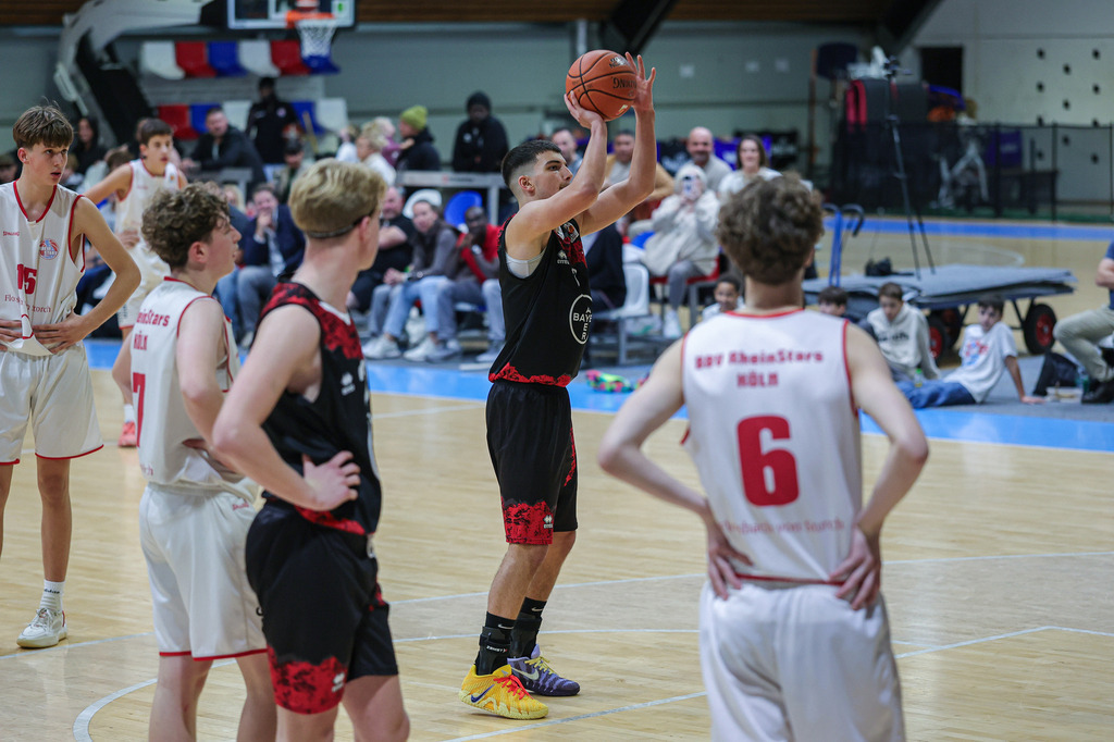 JBBL BAYER GIANTS @ BBV Rheinstars Köln-91 | Fotos von Basketballspielen aus dem Raum NRW fotografiert von Gero Mueller-Laschet und Daniel Schaefer - Realisiert mit Pictrs.com