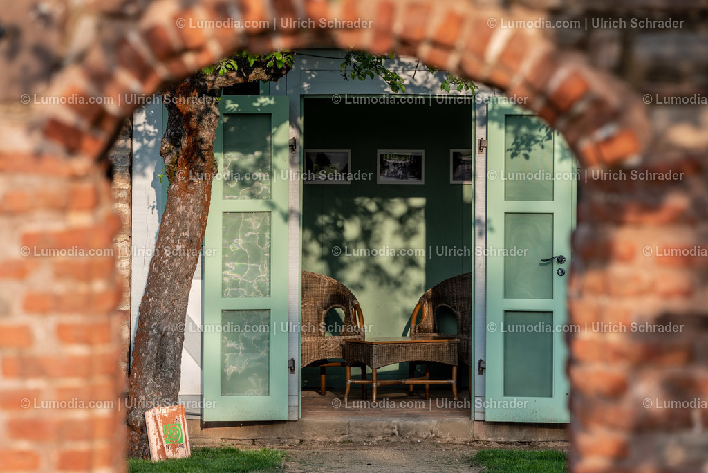 100491-3376 - Gärten im Kloster Drübeck | Stockfoto und Bilderpool mit Bildmaterial aus Deutschland, dem Harz, Halberstadt, Quedlinburg, Wernigerode und weltweit. Qualitativ hochwertige und professionelle Fotos anschauen und kaufen. - Realisiert mit Pictrs.com
