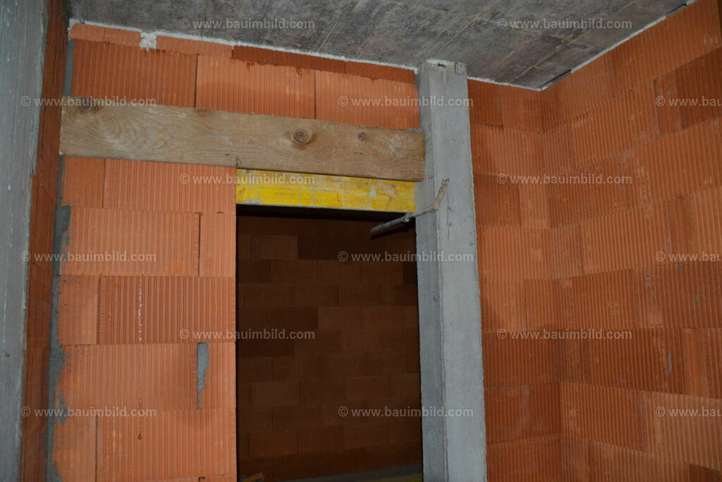 bib-lg07-mauerarbeiten-0238 | Nach LV-Leistungsgruppen sortierte Detailfotos über den Bau eines Hauses. Alle Hausbau-Bilder direkt vom Urheber und Autor der Website Haus-Selber-Bauen.com