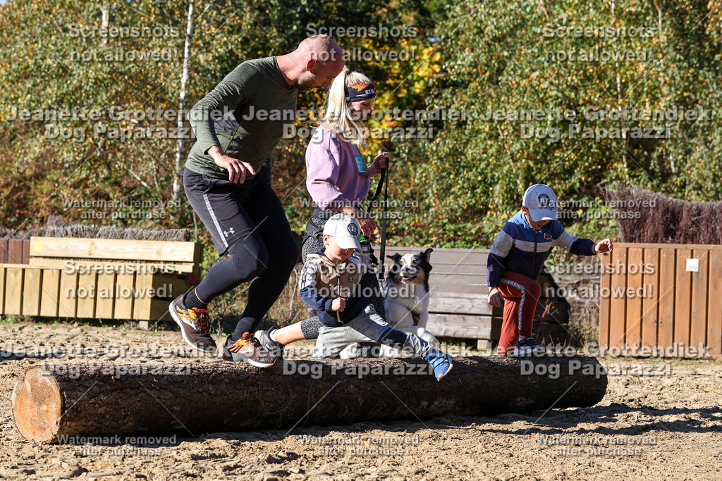 Dog Paparazzi - Strongdog 10-25-2726 | Dog Paparazzi Jeanette Grottendiek Fotografie & Videografie - Realisiert mit Pictrs.com