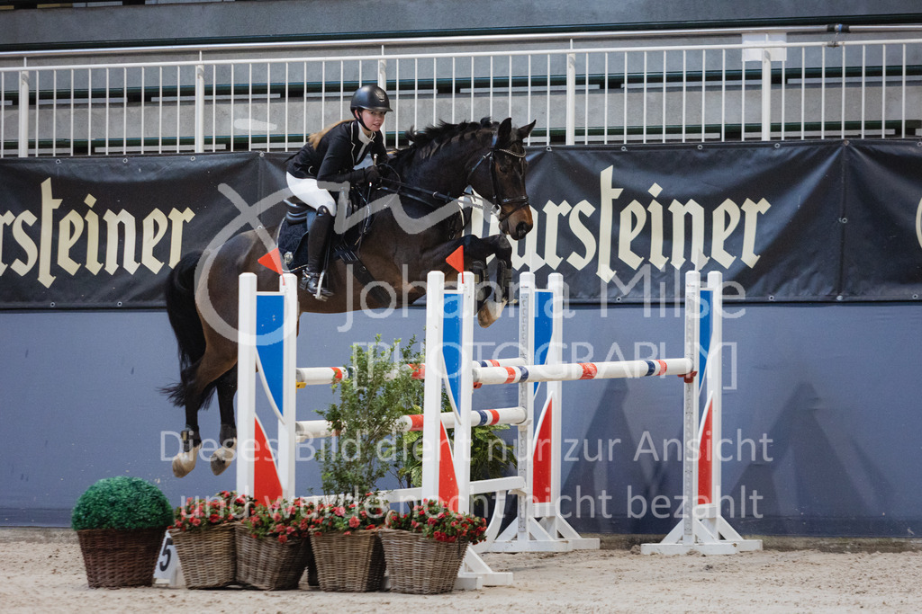 221217_Warstein_Stil-M-257 | Deine schönsten Turniermomente als professionelle Fotos! Entdecke hochwertige Pferdesport-Fotografie im Online-Shop. Jetzt Fotos finden & bestellen!