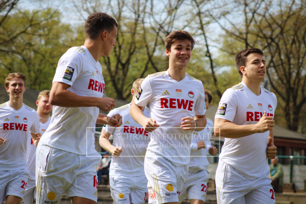 Bundesliga Herren HTC Uhlenhorst Mülheim - Rot-Weiß Köln 13.04.24 Mülheim-015 | lanaschraderfotografie - Realisiert mit Pictrs.com