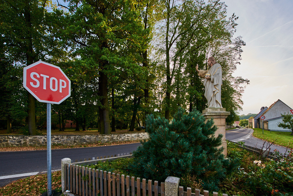 Bildstöcke in der Klosterpflege St. Marienstern 08 | Bedeutsame Landschaften Deutschlands - Realisiert mit Pictrs.com