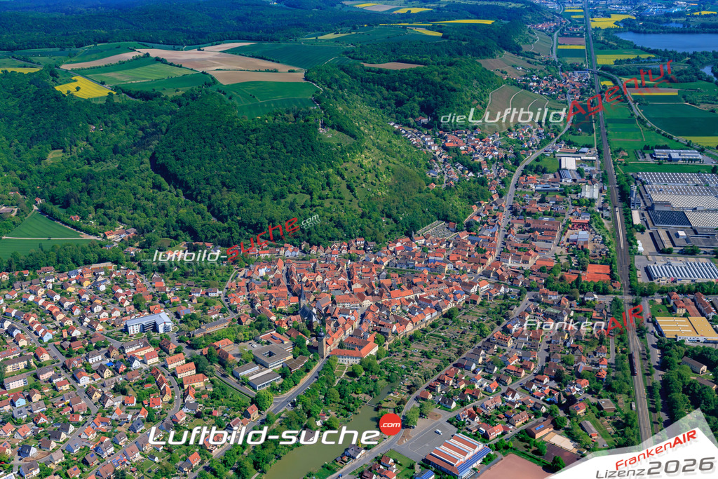 aktuelles Luftbild von  Zeil-am-main - Luftaufnahme wurde 2018 von https://frankenair.de mittels Flugzeug (keine Drohne) erstellt.