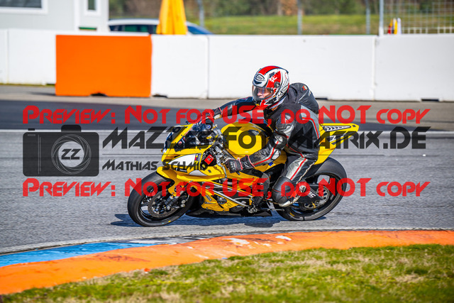 MaZZes_FotoMatrix_230311_9545 | Fotograf Mathias Schmid
Sportfotograf,
Eventfotograf,
Hochzeitsfotograf,
Portraitfotograf