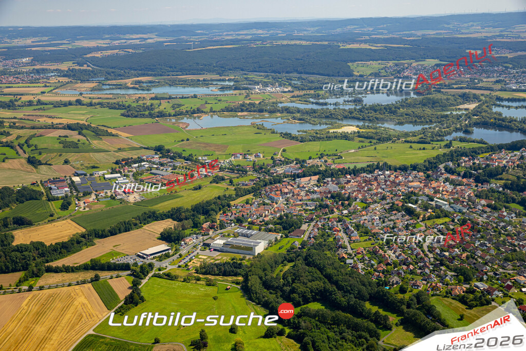 Das Luftbild zeigt :  Baunach - Die Luftaufnahme wurde 2024 vom UL-Flugzeug aus erstellt ( keine Drohne ) - Hochauflösende Luftaufnahme - Für grossformatige Ausdrucke geeignet. Die Geschenkidee !Mit Lizenz und Bildrechte bestellbar