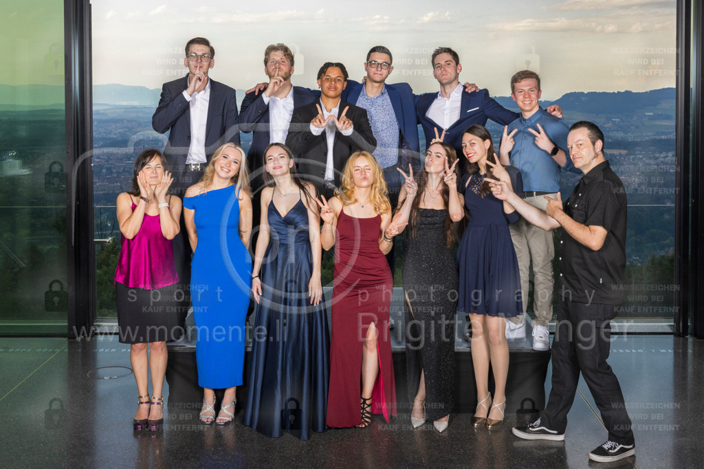 FeusiDiplomfeier_R5OO3024 | Brigitte Münger / bmsportphotography - Realisiert mit Pictrs.com