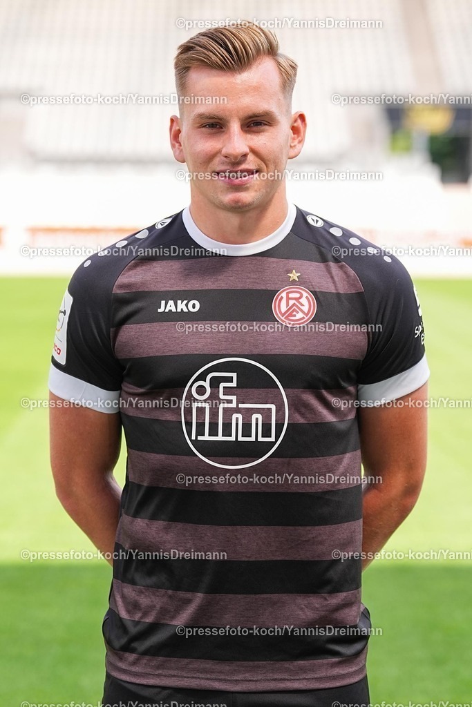 RWE22072501068 | Felix Wienand; Rot-Weiss Essen; 3.Liga, Porträttermin 2025/2026, 22.07.2025