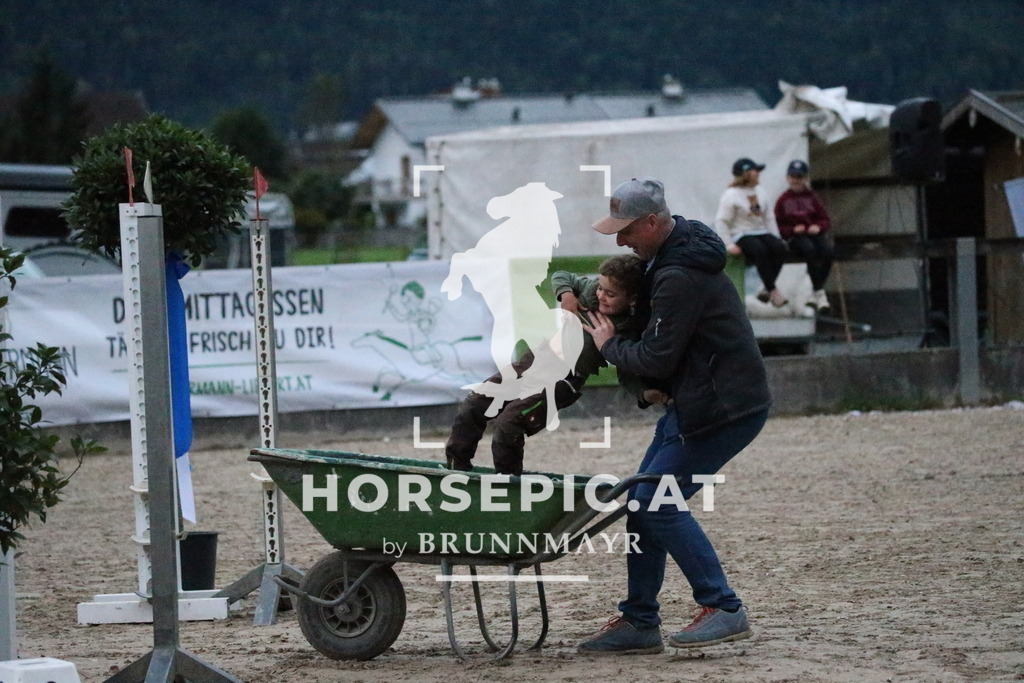 DL2Q0546 | Willkommen bei Brunnmayr - Design & Fotografie – Ihrem Spezialisten für Reitturniere und Pferdeveranstaltungen in Oberösterreich, Salzburg und Bayern! Seit über 17 Jahren sind wir leidenschaftlich dabei.