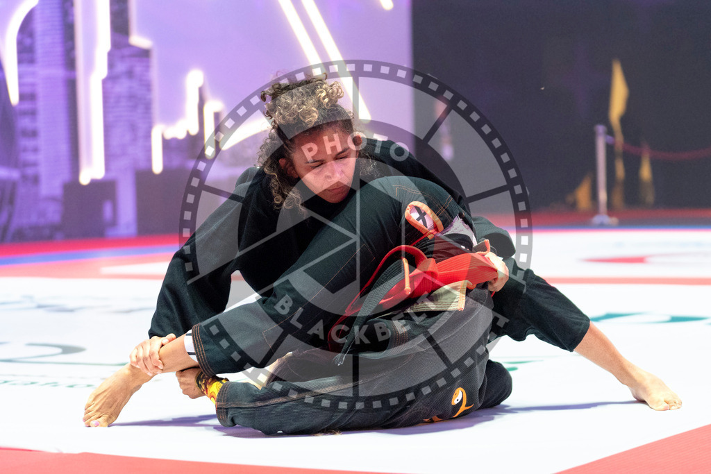 20231107PBB3560 | Fighters compete during the AJP World Master Championship in the Mubadala Arena in Abu Dhabi, Arab United Emirates, on November 7, 2023.
