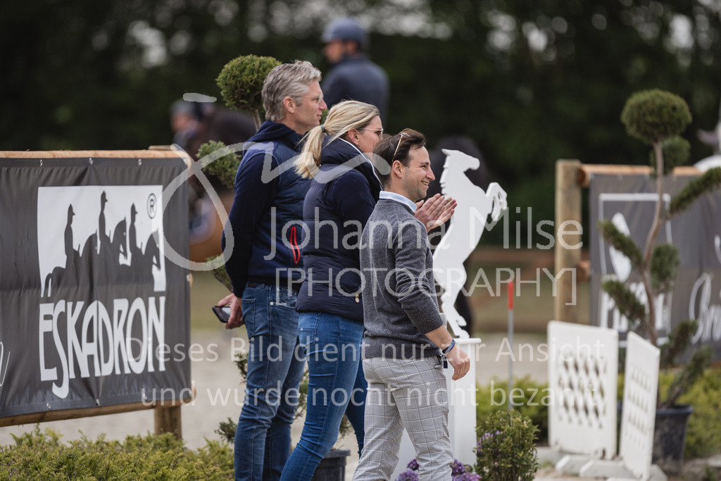 230520_MayDays_Zeit-S-215 | Deine schönsten Turniermomente als professionelle Fotos! Entdecke hochwertige Pferdesport-Fotografie im Online-Shop. Jetzt Fotos finden & bestellen!