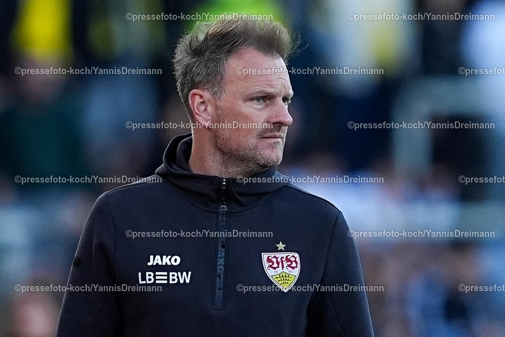 xYDR09052501064 | 09.05.2025, xydrx, Fußball, Borussia Dortmund II - VFB Stuttgart II, 3.Liga, Stadion Rote Erde, Saison 2024 2025: Markus Fiedler (Trainer VFB Stuttgart II) DFB regulations prohibit any use of photographs as image sequences and or quasi-video.