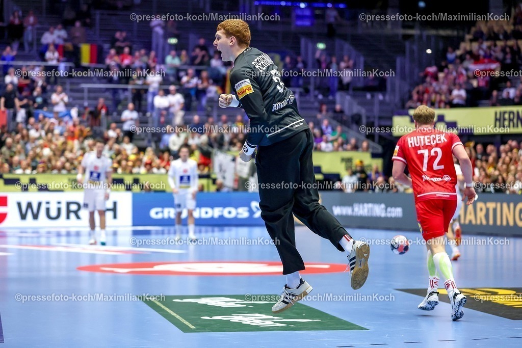 EHF19012601044 | 19.01.2026, Handball, Men's EHF EURO 2026, Österreich - Serbien, Jyske Bank Boxen in Herning, Dänemark, Preliminary Round:  Leon Theodor Bergmann (Austria #51) jubelnd