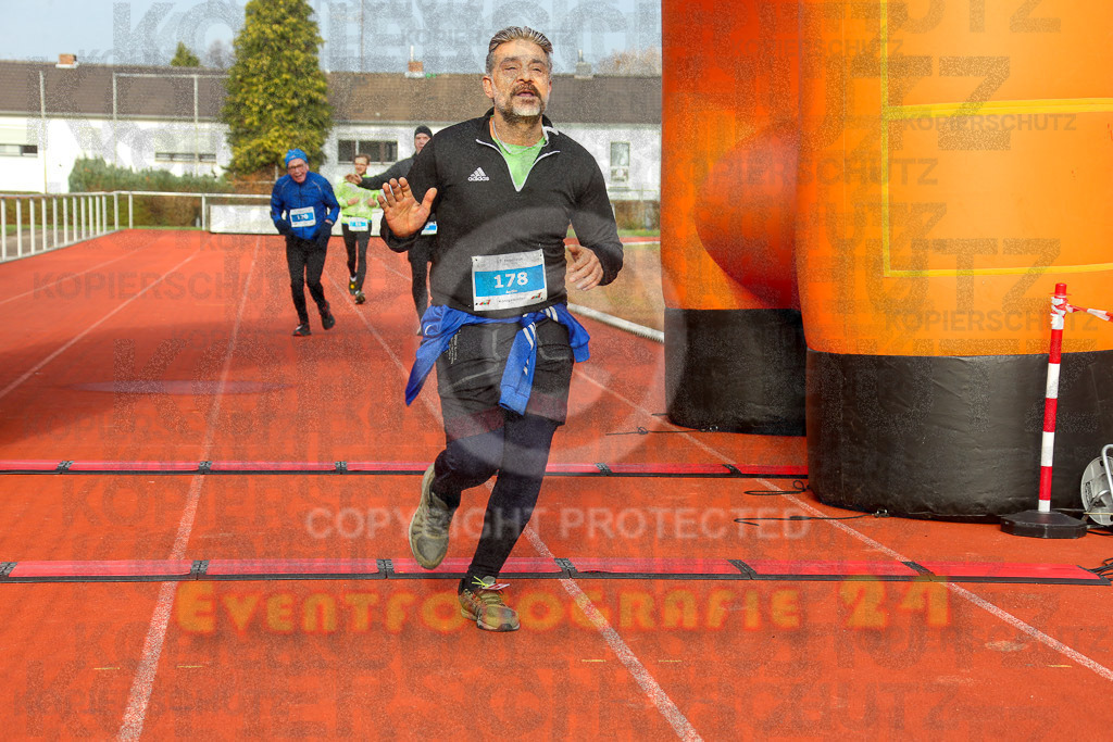 230129_1140_EX1_5246 | Sportfotografie im Rhein-Sieg Kreis, Köln, Bonn, NRW, Rheinland Pfalz, Hessen, etc. Unser Tätigkeitsfeld umfasst den Laufsport vom Volkslauf über den Marathon, Duathlon, Triathon bis zum Ultralauf wie Kölnpfad Ultra oder Schindertrail.