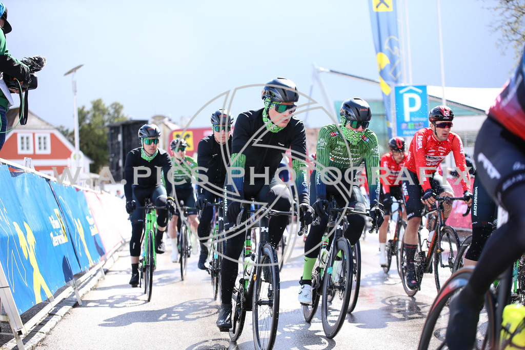 ..... | LEONDING,AUSTRIA,24.März.24 - 63.Radsaisoneröffnungsrennen Leonding Road Cycling League , Image shows: 
Photo: WAPICS / Andreas Willdoner