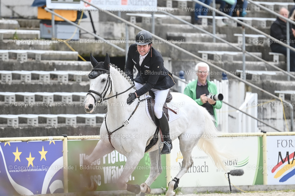 20230514_CCI4_Springen_0297 | equistock