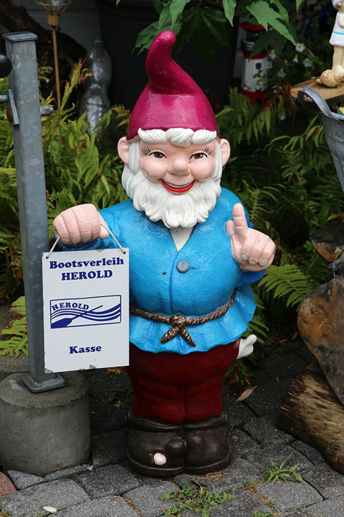Bootsverleih Herold und Bootshop Herold | Entdecke über 20 Kategorien Leipzig-Motive: Foto-Downloads, hochwertige Poster, Leinwand- & Fine-Art-Prints. Jetzt Lieblingsfoto im Bildlexikon Leipzig Shop bestellen!
