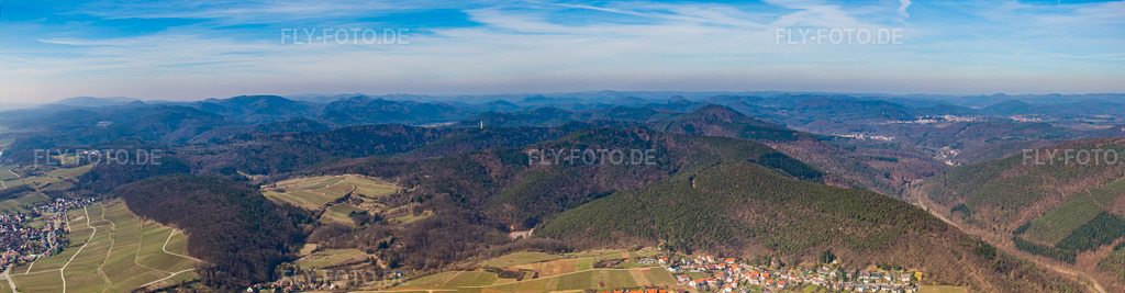 Luftbild: Panorama vom Ortsbereich und der Umgebung am Haardtrand im Ortsteil Gleiszellen in Gleiszellen-Gleishorbach im Bundesland Rheinland-Pfalz in Deutschland. Foto: IMG_38347-Bearbeitet.jpg vom 20.03.2011 durch Werner Riehm/FLY-FOTO.deAuflösung des Originals: 11081 x 2893 px
