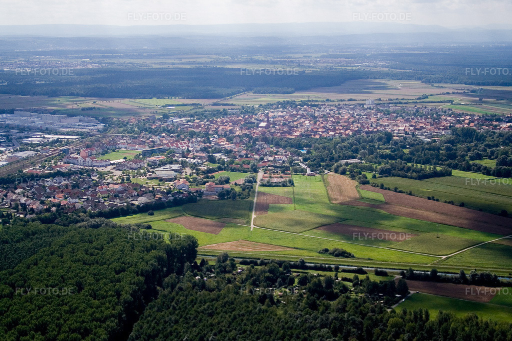 Luftbild: Ortsansicht aus Norden im Ortsteil Graben in Graben-Neudorf im Bundesland Baden-Württemberg in Deutschland. Foto: IMG_12775.jpg vom 24.08.2008 durch Werner Riehm/FLY-FOTO.de