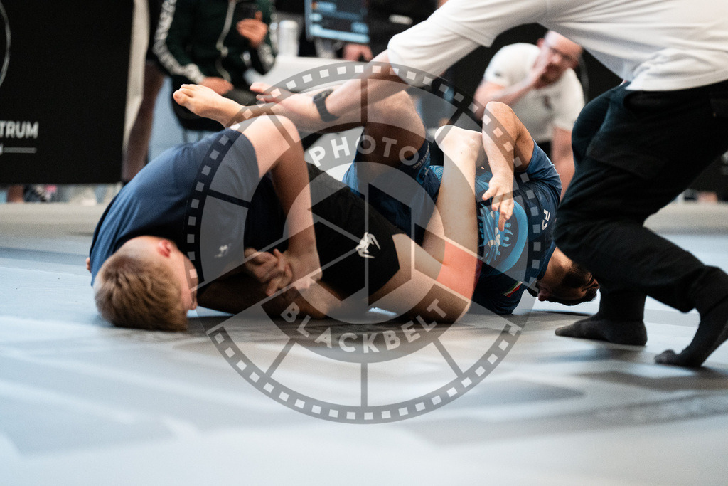 20251129PBB8447 | Fighters compete during the luta livre competition ILLCS XI winter edition on November 29, 2025 in Hannover, Germany.