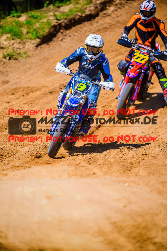 MaZZes_FotoMatrix_240512_6007705_8848 | S2