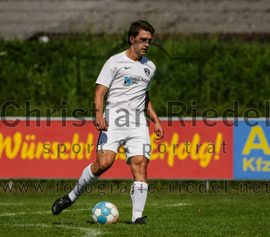 2023-08-19_060_FC_Moosinning_gegen_SV_Reichertsheim | Moosinning, Deutschland, 19.08.2023:
Fußball, Bezirksliga Oberbayern Ost 2023 / 2024, 5. Spieltag, FC Moosinning gegen SV Reichertsheim, Endergebnis: 0:4

Josef Holzhammer (SV Reichertsheim, #6)

Foto: Christian Riedel / fotografie-riedel.net