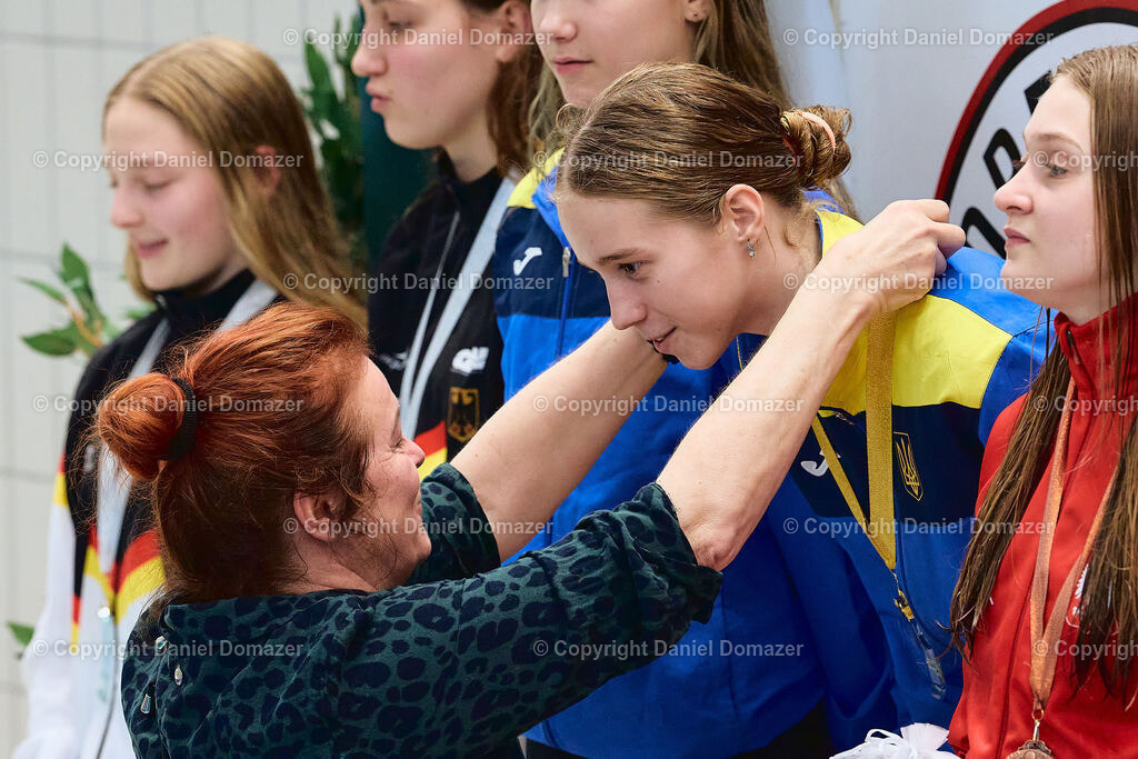 International Youth Diving Meet 2026 | Day 3 of 5 | International Youth Diving Meet 2026| Day 3 of 5 | 24.04.2026 | Youth diving competition featuring 1m and 3m springboard and platform at the Schwimmsportkomplex Freiberger Platz in Dresden.@ Domazer Photography - Realisiert mit Pictrs.com