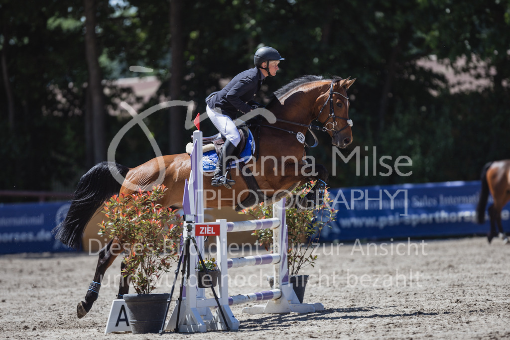 230610_Mühlen_A-Spr2-793 | Deine schönsten Turniermomente als professionelle Fotos! Entdecke hochwertige Pferdesport-Fotografie im Online-Shop. Jetzt Fotos finden & bestellen!