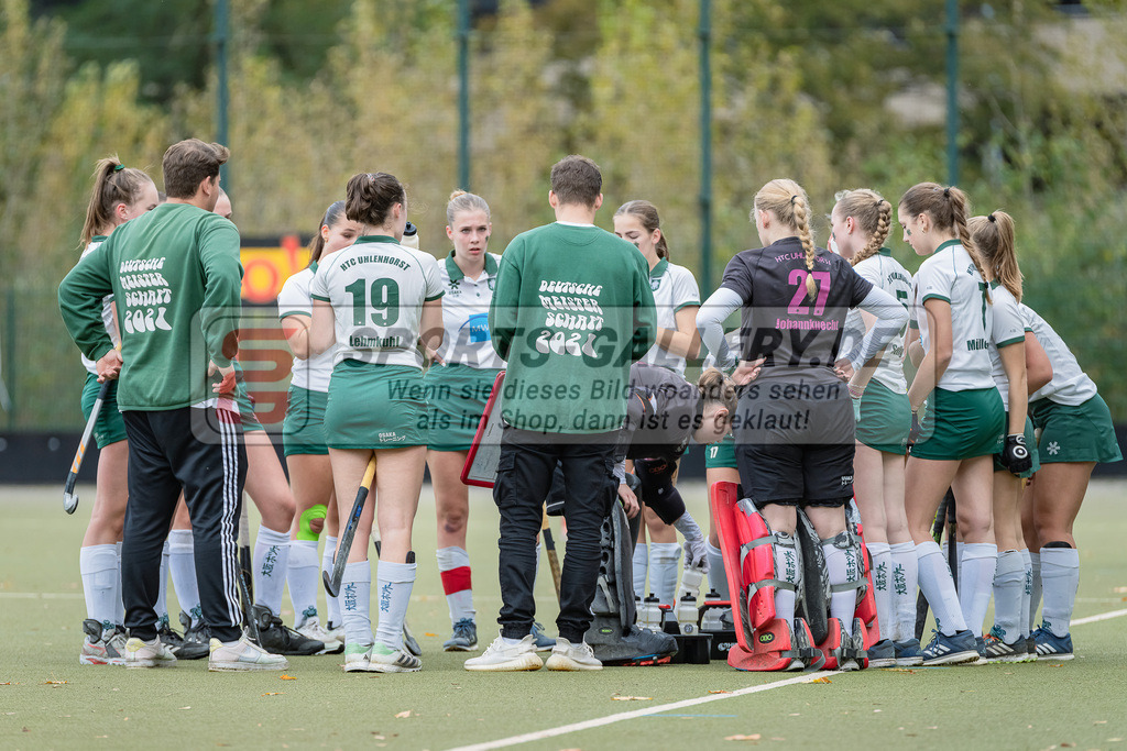 HK_20231022_106036 | Finale Deutsche Meisterschaft Feld WU16 Uhlenhorst Mülheim - Düsseldorfer HC am 22.10.2023 DHC, Düsseldorf ,