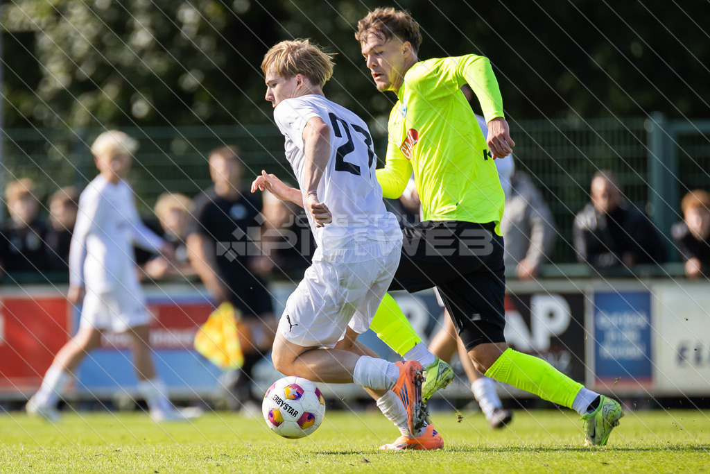 20251003_Picselweb-Fotografie_1R3_1398 | DFB Pokal 2. Runde, JFV A/O/B/H/H - SV Stuttgarter Kickers, Foto: Jörg Struwe - picselweb.de - Realisiert mit Pictrs.com