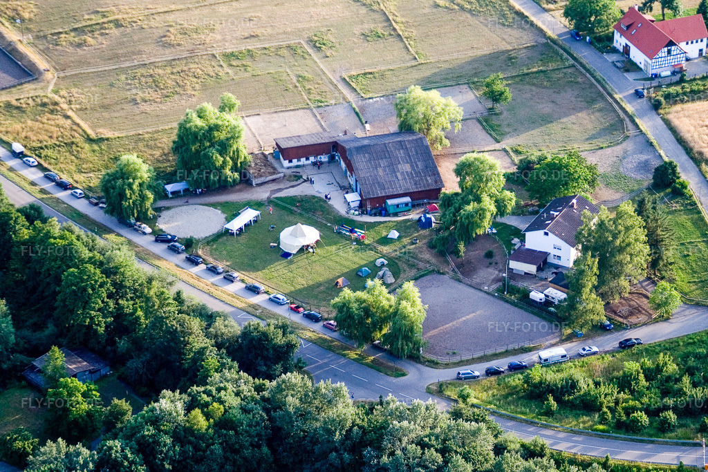 Luftbild: Konstanz, Wollmatingen, Reithof Trab e.V. therapeutisches Reiten am Bodensee im Ortsteil Wollmatingen in Konstanz im Bundesland Baden-Württemberg in Deutschland. Foto: IMG_11614.jpg vom 05.07.2008 durch Werner Riehm/FLY-FOTO.de