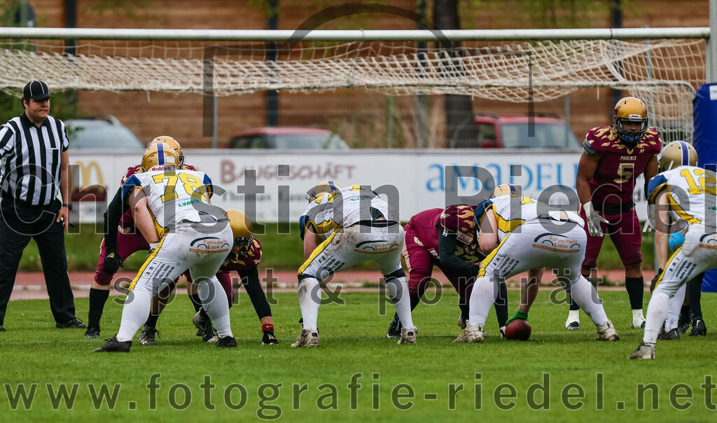 2022-04-30_078_Erding_Bulls_gegen_Regensburg_Phoenix | Erding, Deutschland, 30.04.2022:
Football, Regionalliga 2022, 1. Spieltag, Erding Bulls gegen Regensburg Phoenix

Foto: Christian Riedel / fotografie-riedel.net