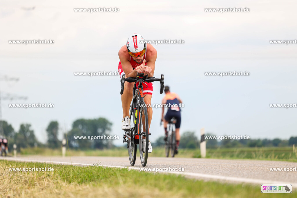 BR8A6506 | Stadttriathlon Erding 2025. #yourpictrs #sportshot_your_pictrs @Sportshotphotography #stadttriathlonerding Copyright: www.sportshot.de