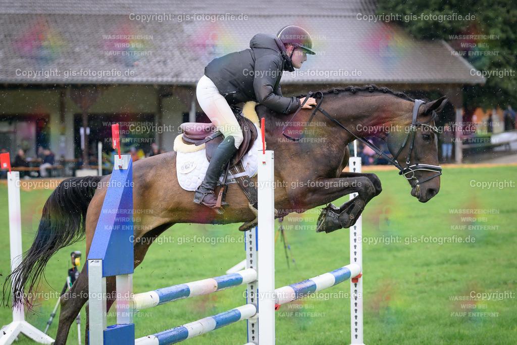 027_Jaensch_Josefine_Finally-Mine_A1_Springen_250802_09 | gis-fotografie