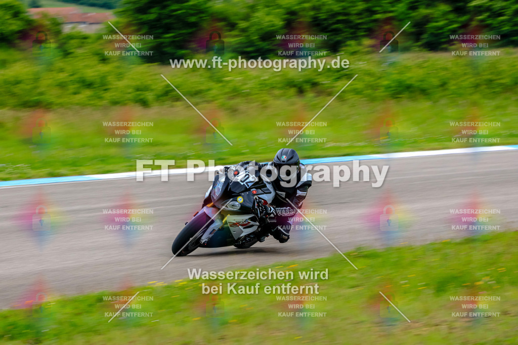 MotoTeam-3449 | Hier findet Ihr Bilder von Touristenfahrten auf der Nürburgring Nordschleife oder von anderen Veranstaltungen die ich besucht habe. Viel Spass beim Durch Schauen 