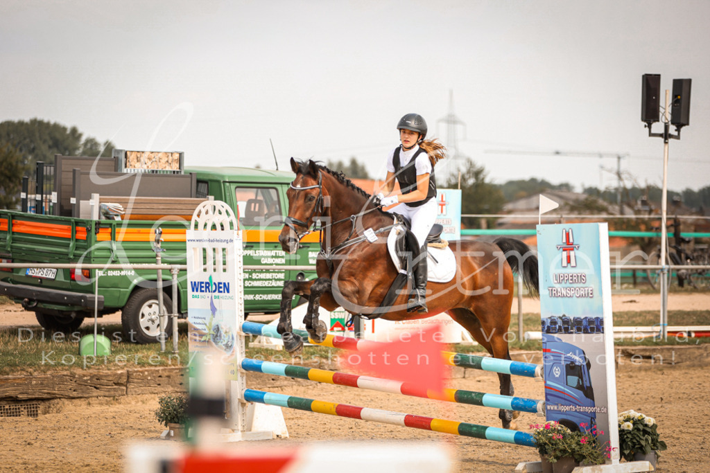 27.SaSpMA00066 | Leoni Ertmer Photography - Realisiert mit Pictrs.com