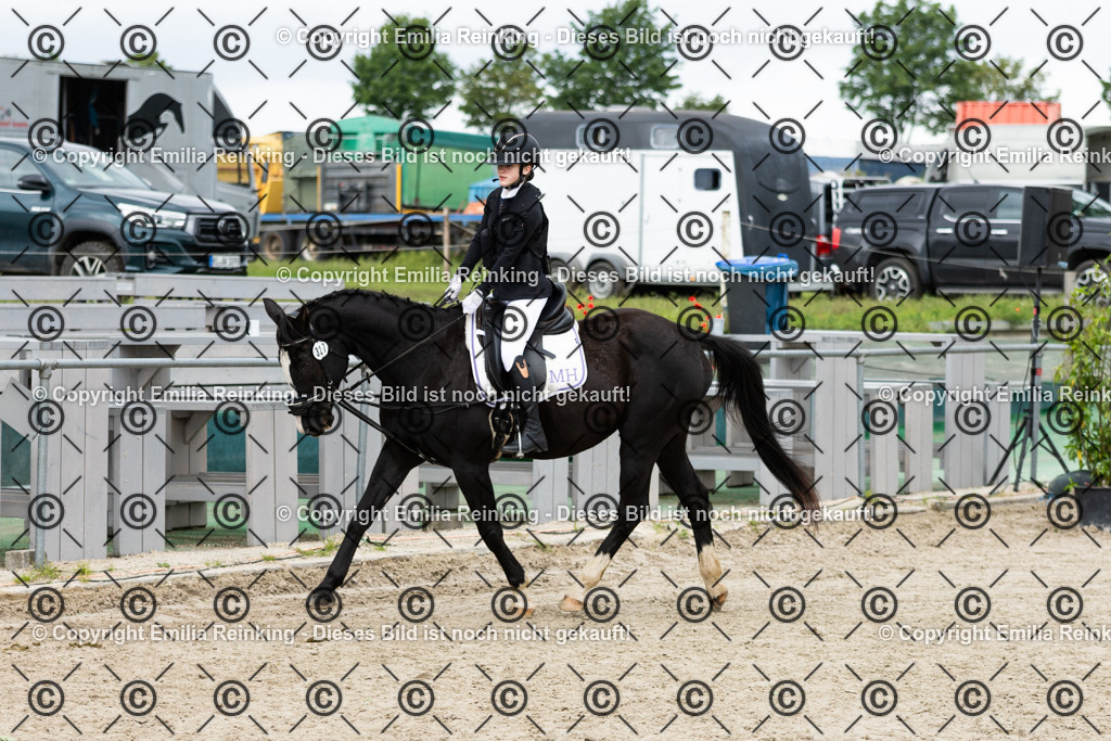 CL5A6457 | Emilia Reinking Fotografie - Realisiert mit Pictrs.com
