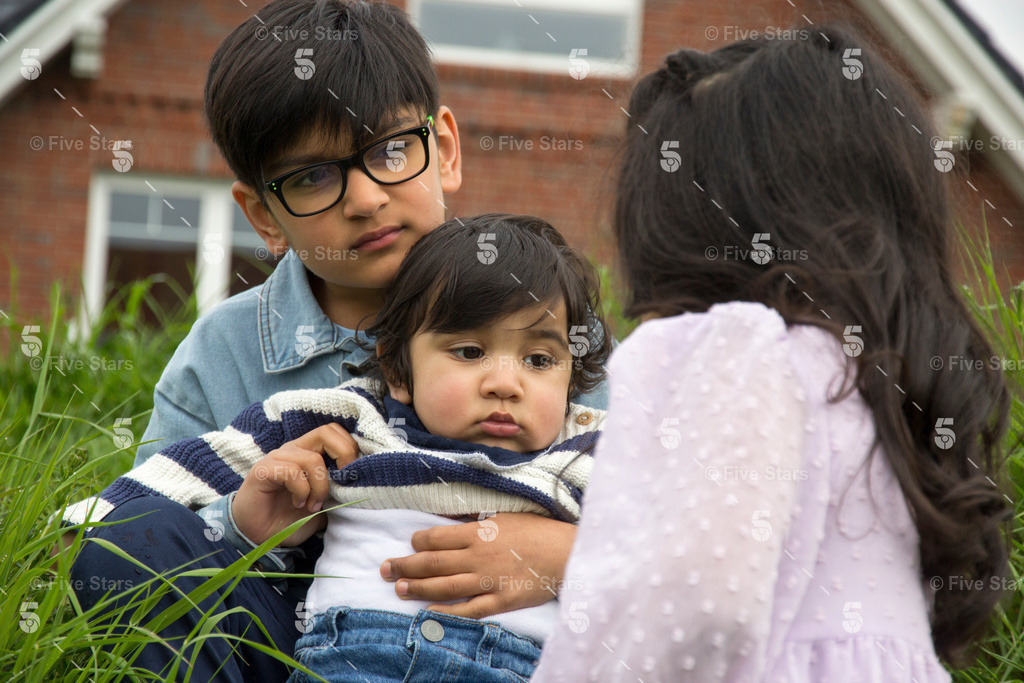 DSC00523_mitLogo1 (2) | Five Stars Fotografie und Videografie fängt Ihre besonderen Momente mit atemberaubenden Bildern und hochwertigen Videos ein. Perfekt für Hochzeiten, Events und mehr – lassen Sie sich von unserer Expertise und Kreativität begeistern.