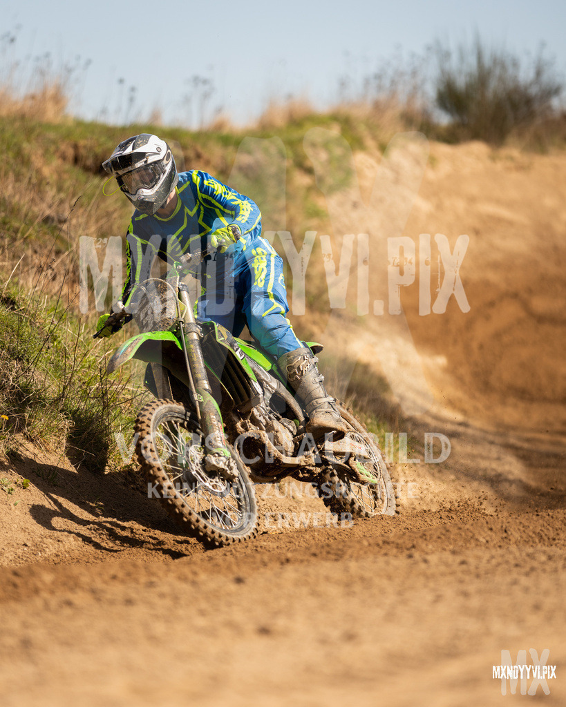 866A2381 | mxndyyvipix